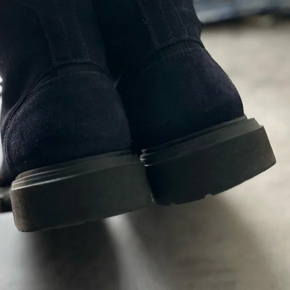 Hugo Boots - Picture 6 of 10